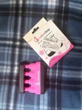 Pink Labor Grip for contractions